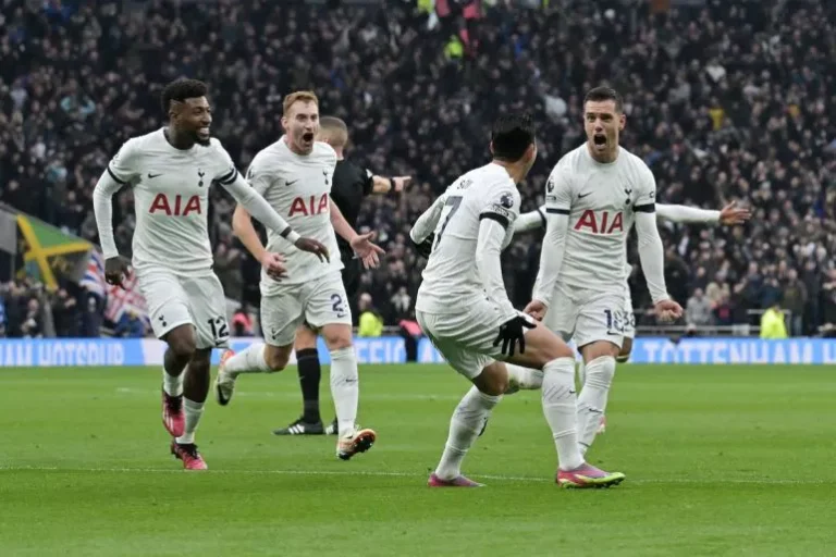 74% Tottenham star goes from hero to Sloppy zero as Paul Merson slams him v West Ham