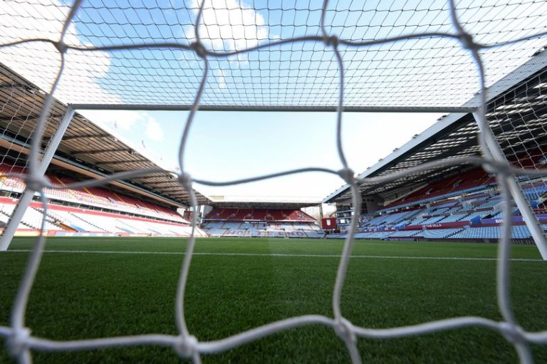 Tottenham in pole position ‘firm favourites’ to beat Chelsea in the race to sign £34m star – report