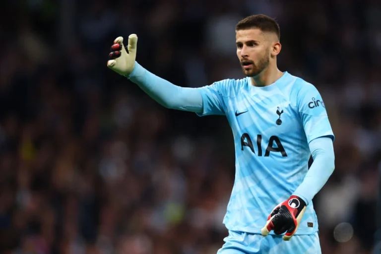 Player ‘wants to stay’ at Tottenham despite exit drama building – Spurs ‘don’t intend to listen to offers’
