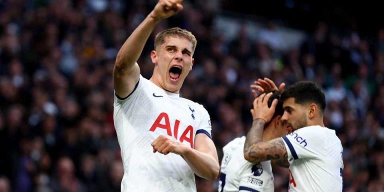Time to go: Ange must cash in on “average” Spurs dud who earns more than Van de Ven