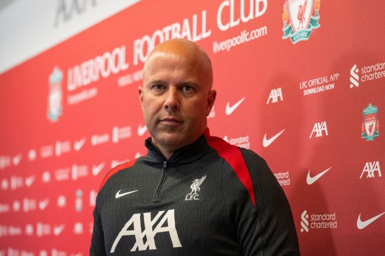 Liverpool transfer news as Arne Slot battles Spurs for former player amid $24m ‘discount’ on target