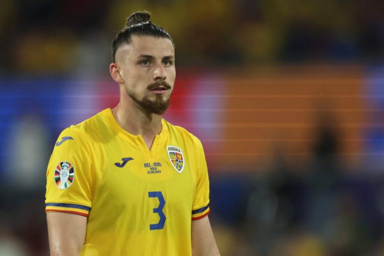 ‘Didn’t achieve anything’ – Journalist aims personal attack at Spurs’ Radu Dragusin