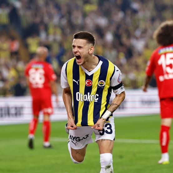 £25 million attacker who Ange personally wants has agreed to join Tottenham
