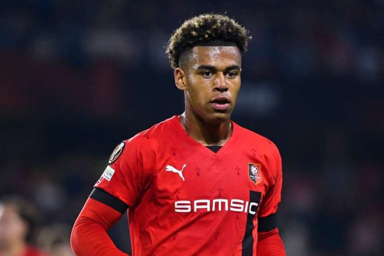 Desire Doue throws potential Spurs transfer hint with media activity
