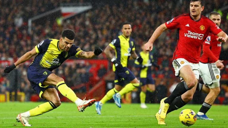 Tottenham now offered club’s £25 million Player of the Year with Solanke