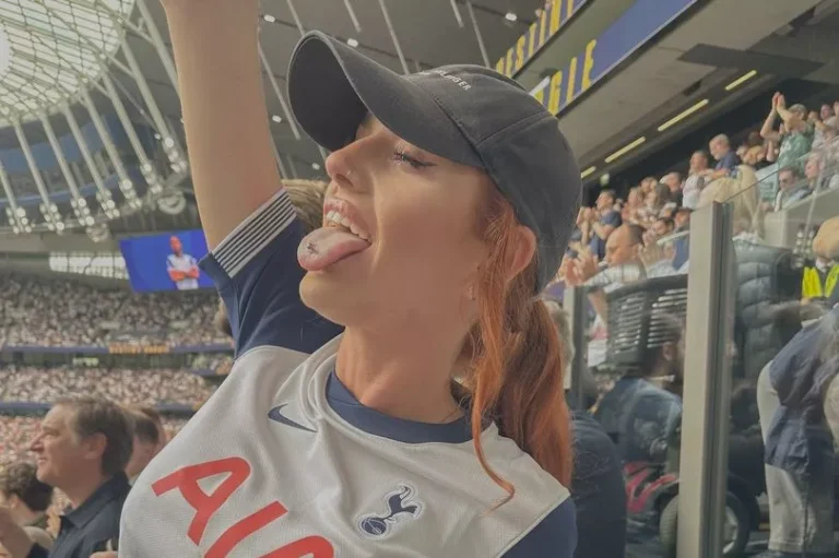 ‘My two v@ginas and I have good feeling Spurs will win a trophy this season
