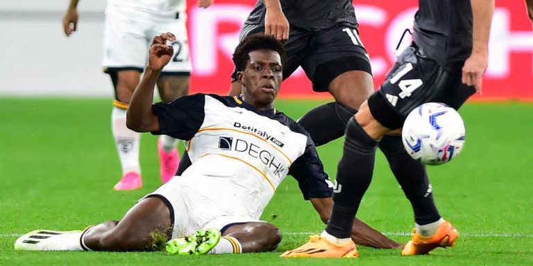 Special player now likely to leave and could join Tottenham despite signing new deal