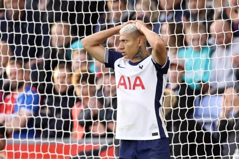 Doctor: Tottenham ace may be out for weeks, injury problems expected until May
