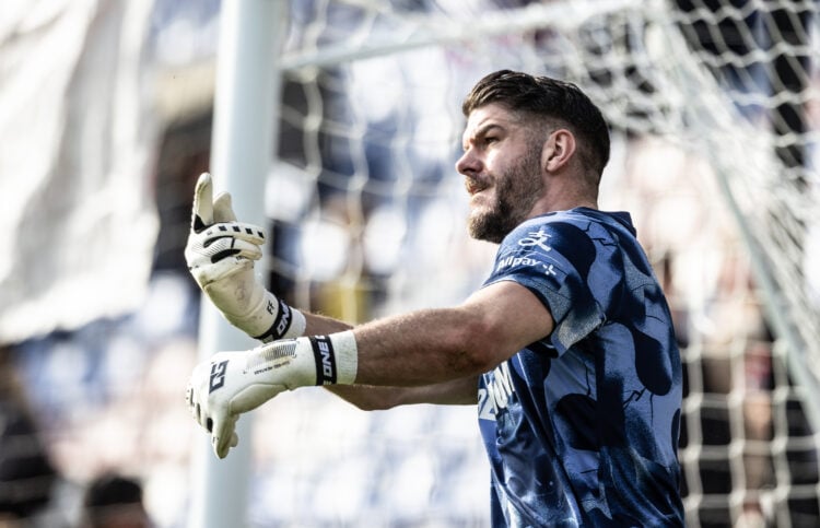 Ange Postecoglou impressed with Fraser Forster’s abilities