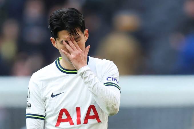 Tottenham’s Strategic Gamble: Heung-min Son’s Future in Question Amid Injury Comeback and Contract Uncertainty