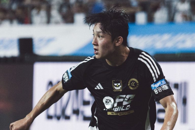 Postecoglou reveals how Yang Min-hyeok’s first days at Spurs have gone