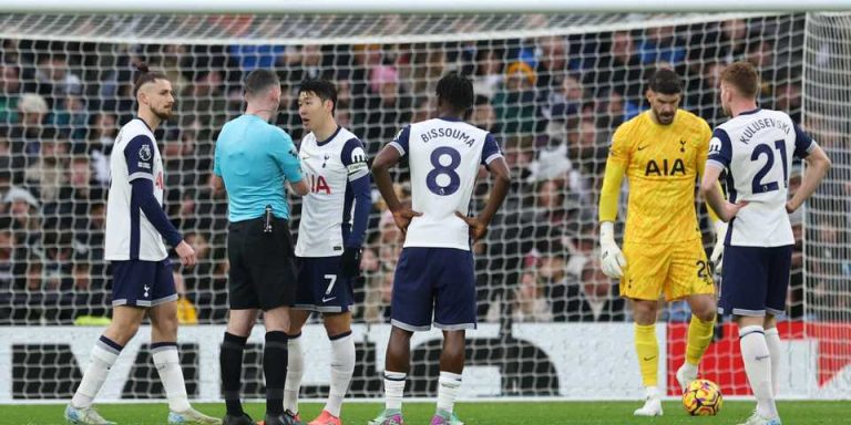Times up: Spurs’ 5/10 disaster must never play for the club again after Wolves display