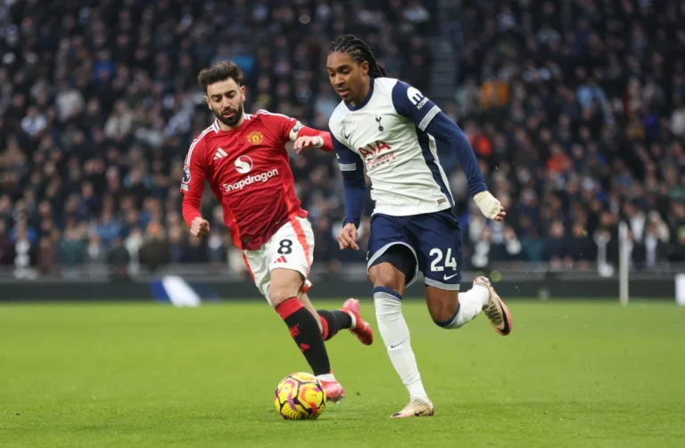 ‘I was really impressed’: Gary Lineker raves about £12M Tottenham player’s display against Man United
