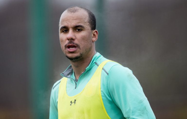 Gabby Agbonlahor makes a fool of himself with Tottenham insult