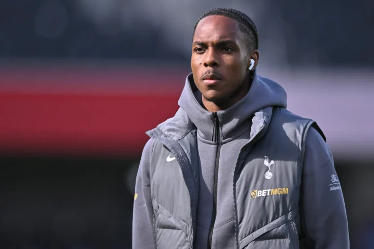 ‘Can’t happen’: Troy Deeney absolutely fuming with something Mathys Tel did in Tottenham’s defeat to Fulham