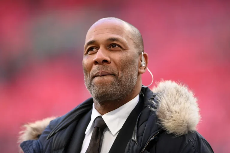 ‘One of the worst’: Les Ferdinand suggests £48M Spurs player did something bad late on in last night’s AZ loss