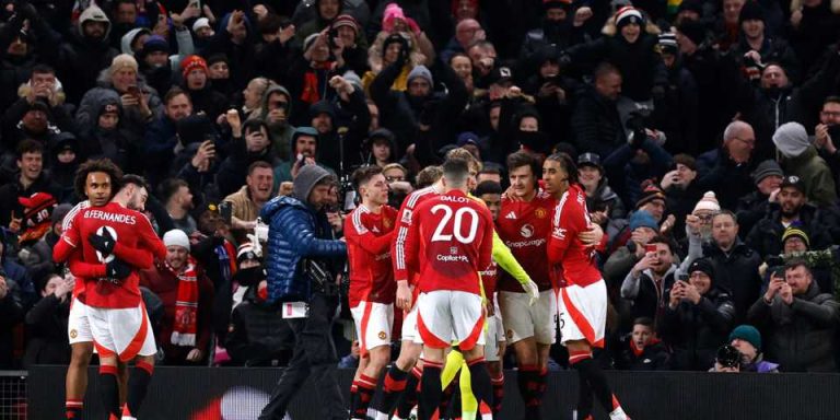 Report: Manager open to immediate Tottenham talks after missing out on Man United job