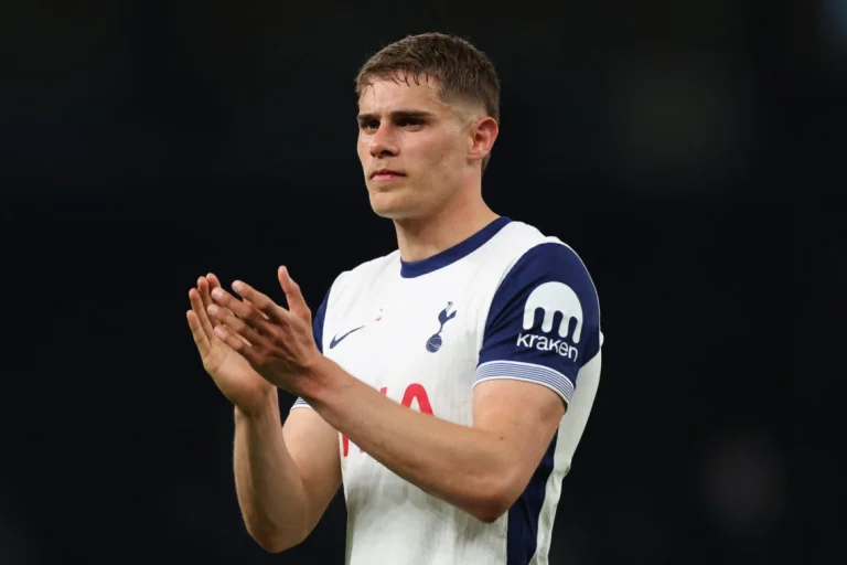 Ben Davies says Tottenham have a £15m player who’s almost as fast as Micky van de Ven