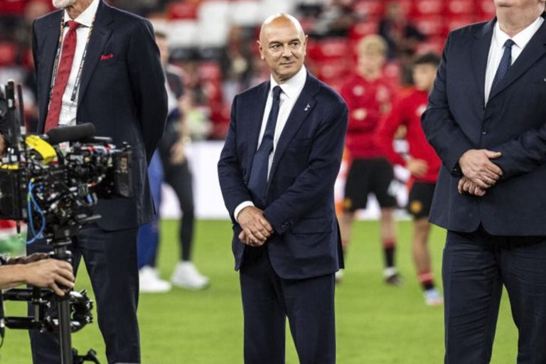 Tottenham player has told Daniel Levy he wants out – New meeting with Spurs chairman, club need to dig deep