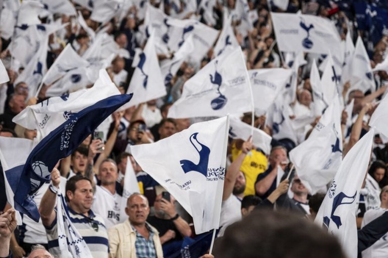 Fabrizio Romano reveals 6 time title winner has been offered to Tottenham
