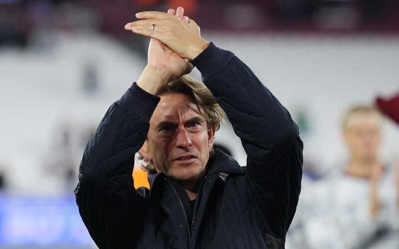 ‘Didn’t work’: Frank makes Simons admission after Spurs fall flat