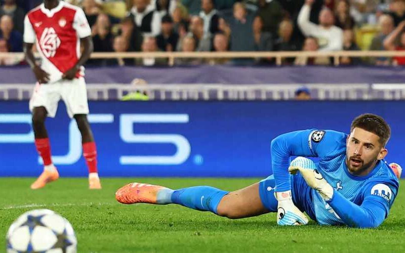 Fewer touches than Vicario: Frank must immediately drop “shocking” 4/10 Spurs flop