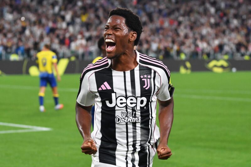 Sky Sports: Reps of 25yo striker in talks with Spurs over January deal, he was involved in 37 goals in 24/25