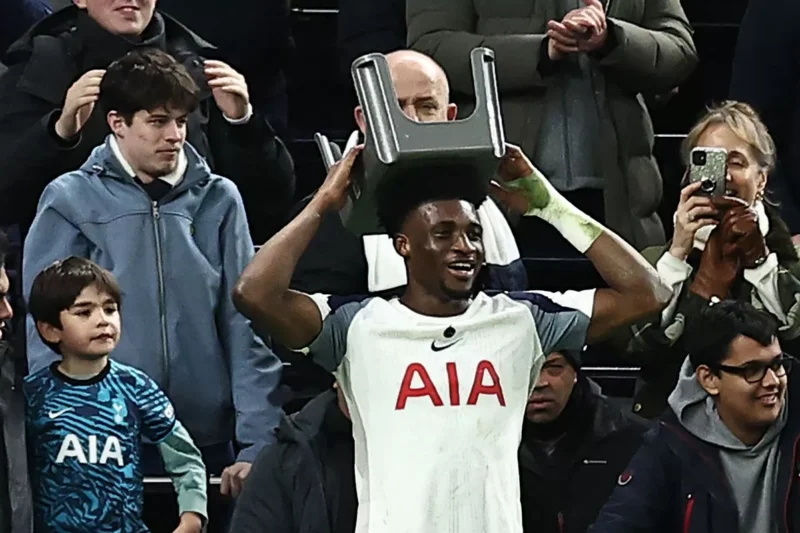 Why Romero and Van de Ven really raged at Kudus and a worrying Kolo Muani sight