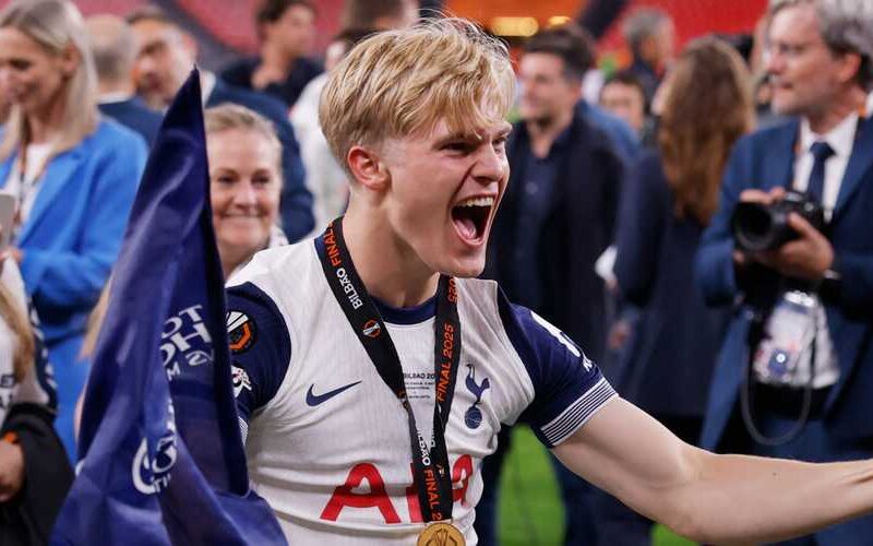 Romano: Spurs “closing in” on their first signing of 2026, he’d be the new Bergvall